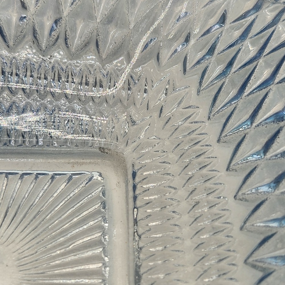 Vintage Indiana Glass Ice Blue Diamond Point Sawtooth Ruffle Pressed Glass Dish - Picture 5 of 10
